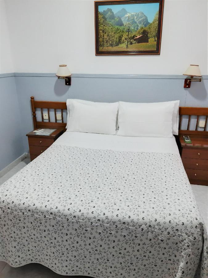 Hostal Dulcinea Madrid Eksteriør bilde