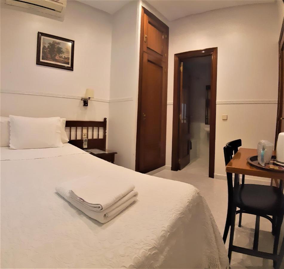 Hostal Dulcinea Madrid Eksteriør bilde