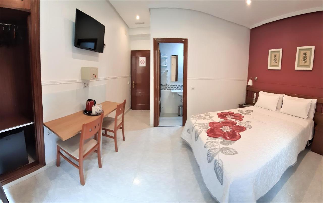 Hostal Dulcinea Madrid Eksteriør bilde