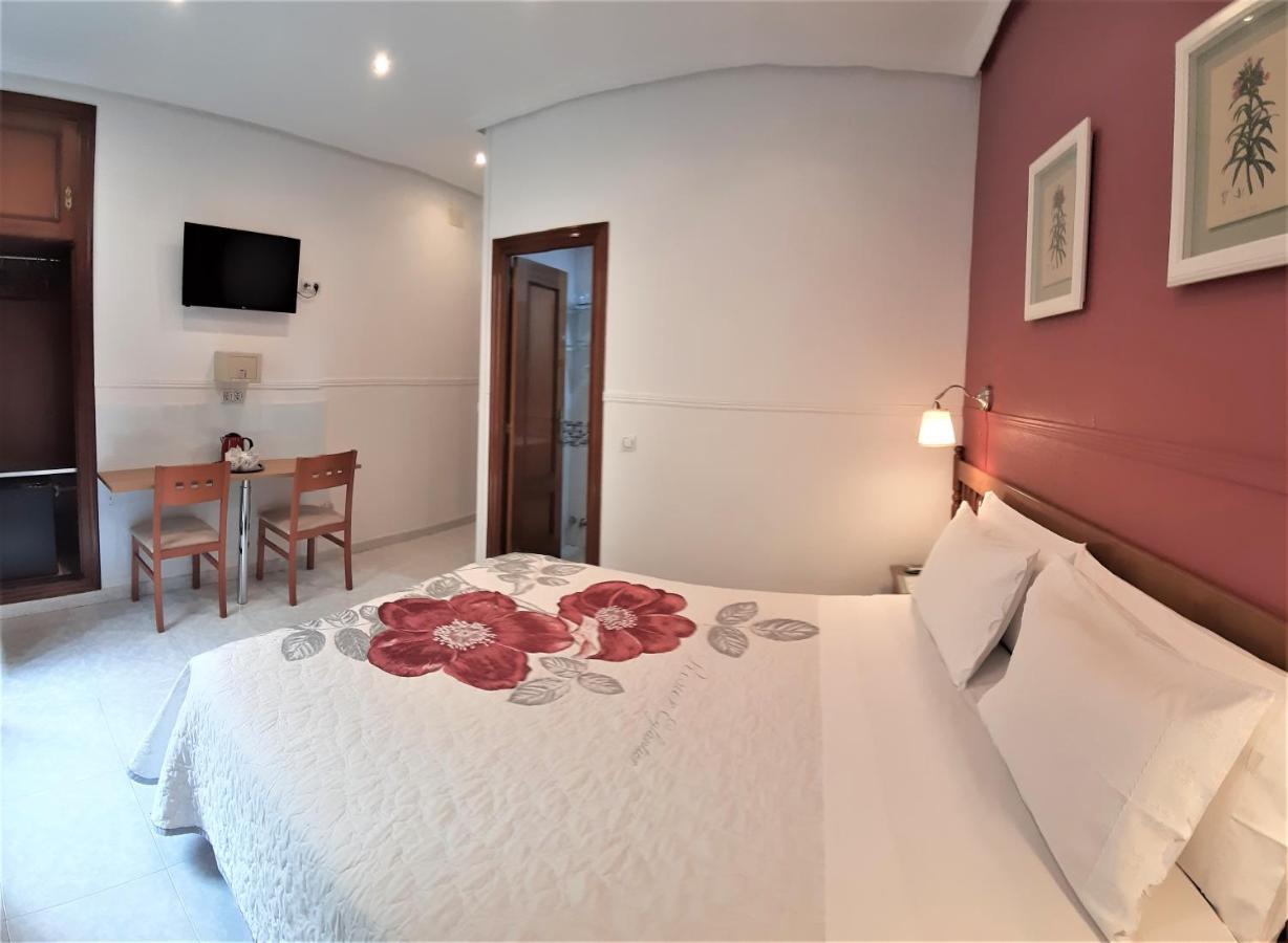 Hostal Dulcinea Madrid Eksteriør bilde