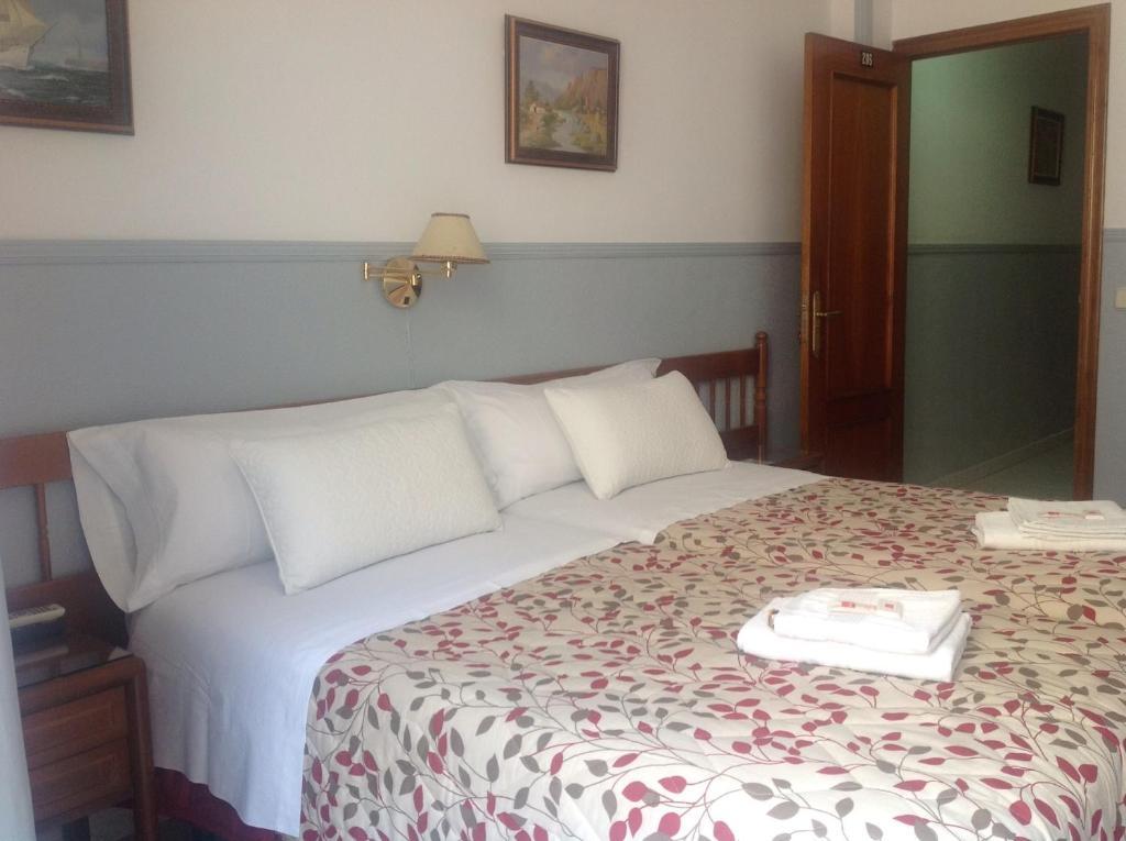 Hostal Dulcinea Madrid Eksteriør bilde