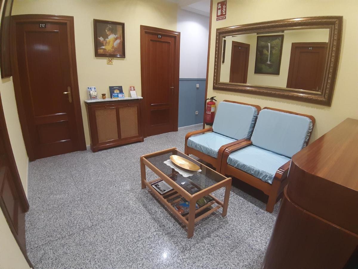 Hostal Dulcinea Madrid Eksteriør bilde