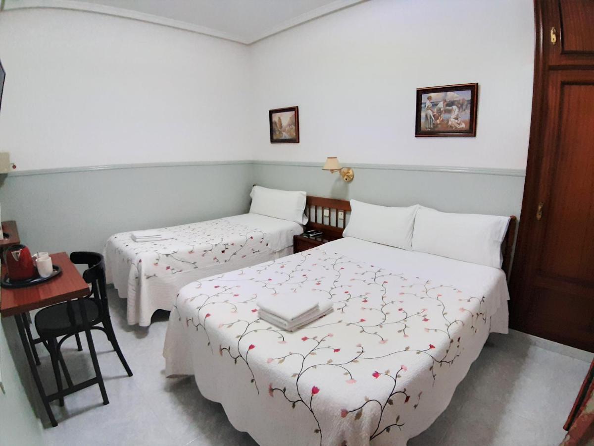 Hostal Dulcinea Madrid Eksteriør bilde